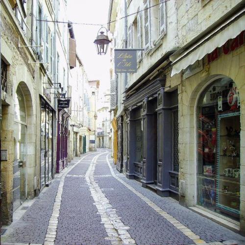 Le Loft Du Centre Historique Daire Périgueux Dış mekan fotoğraf